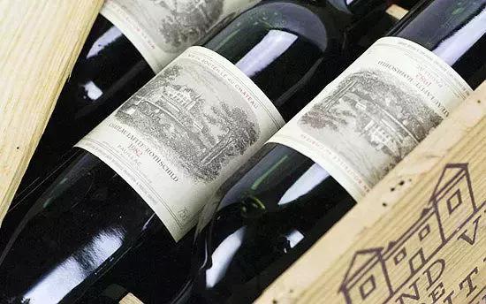 摩羯座娶什么女人最幸福,深度剖析摩羯座女人