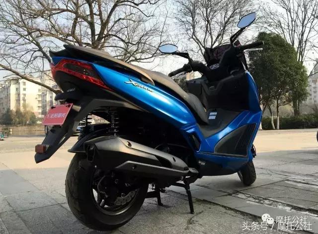 光阳赛艇250和三阳300怎么选,光阳赛艇250能换300缸头吗