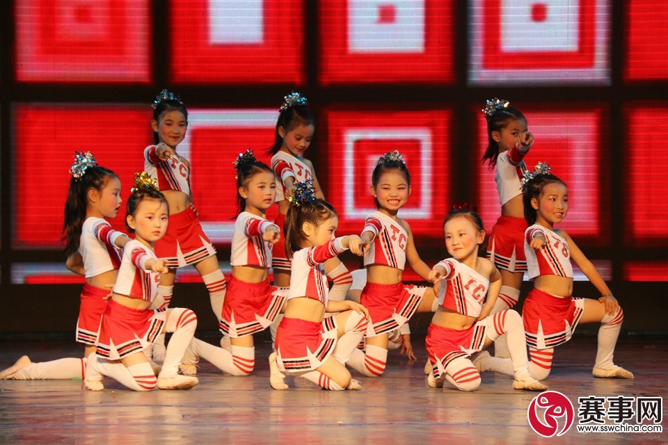 赛事网春晚录制圆满结束，正月初一至初三请锁定福建教育电视台