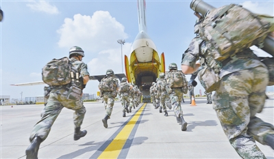 一名陆军后勤助理的转型“蛙跳”