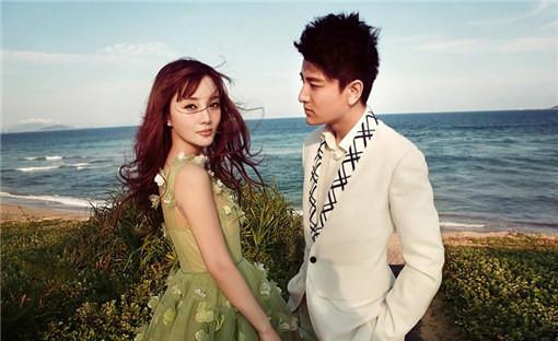 李小璐跟贾乃亮婚纱摄影照,李小璐贾乃亮的婚纱照