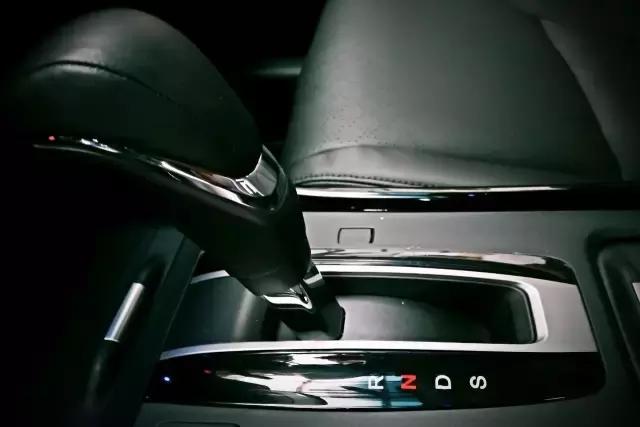 17款杰德自动舒适版五座试驾视频,2017年本田杰德1.8精英版试驾