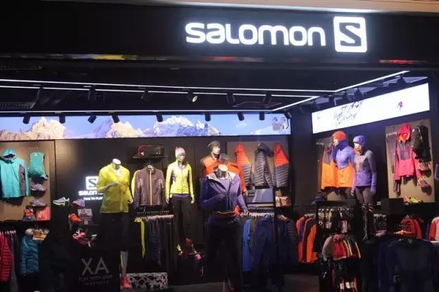 杭州这些运动潮店逆天了！跑鞋比肥皂还轻，冲锋衣堪比艺术品！