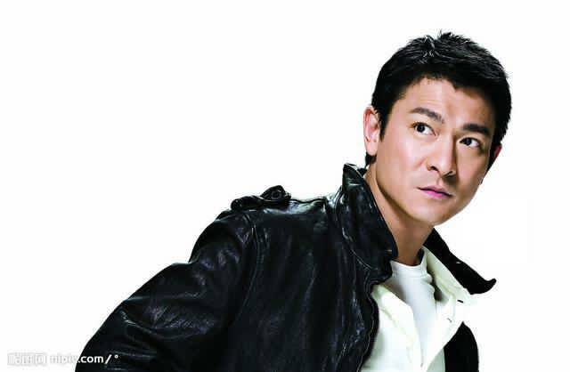 刘德华不为人知背后的故事,刘德华为啥那么受人尊敬