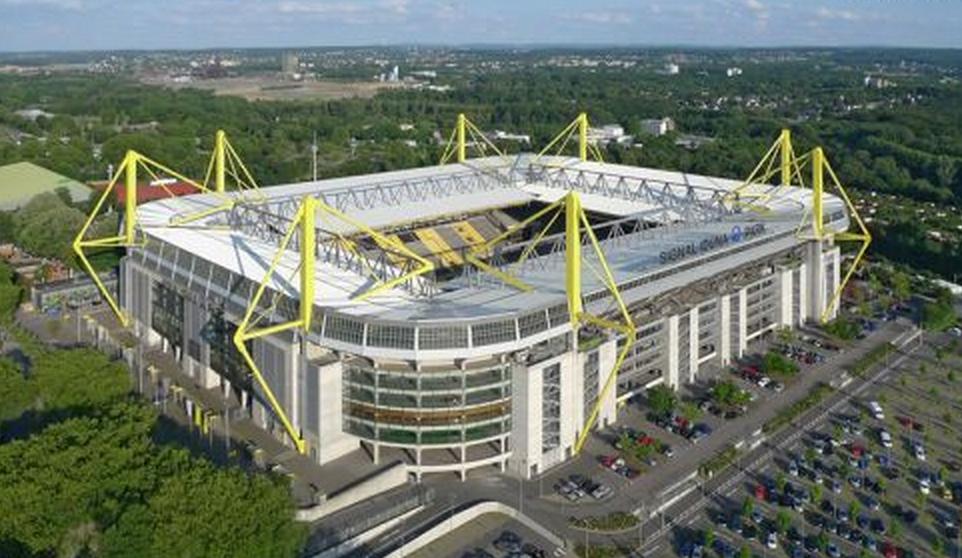 十大让人动容的球场,世界十大独特球场