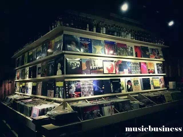 赋格威士忌酒吧,赋格酒吧