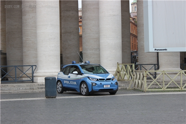 蜜月旅行惊现知豆比亚迪，顺着德法瑞意饱览欧洲的新能源汽车