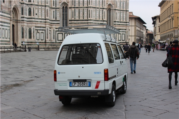 蜜月旅行惊现知豆比亚迪，顺着德法瑞意饱览欧洲的新能源汽车
