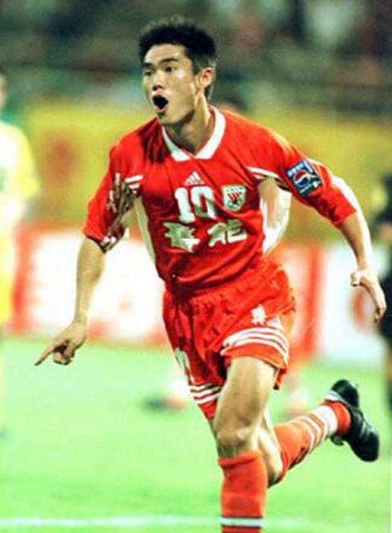 鲁能精彩定位球,中超千里走单骑进球集锦