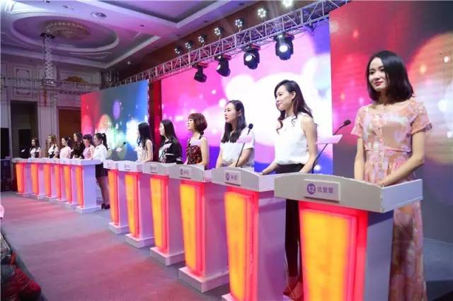 城市日历官微｜大派送！《我想有个家》纪念版台历新鲜出炉！俊男靓女！神仙眷侣全包罗！转发就送！