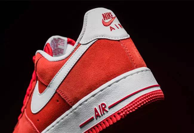 aj4球鞋展示,aj4红色球鞋