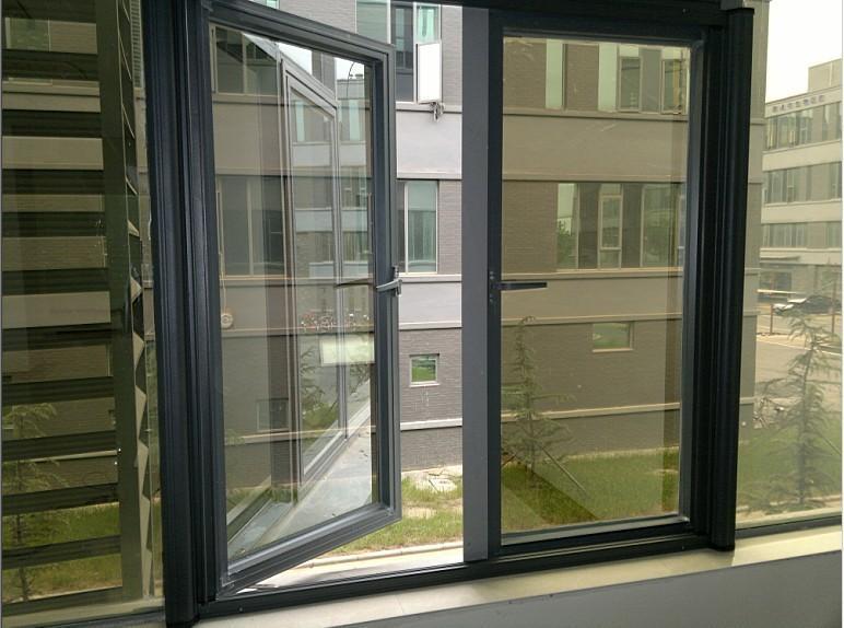 装隐形纱窗与常规纱窗,安装纱窗有内幕