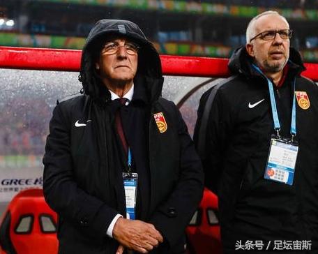 日本足球落后三球翻盘,日本足球超过中国