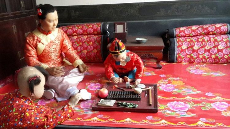 宝宝抓周穿什么颜色衣服有讲究吗,小孩过周岁抓周都有讲究吗