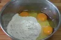 外面卖的零食在家做,外面的零食怎么做的