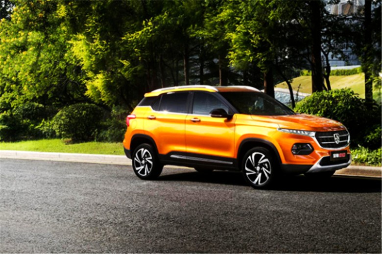 全景天窗悬浮式车顶suv,悬浮式全景天窗