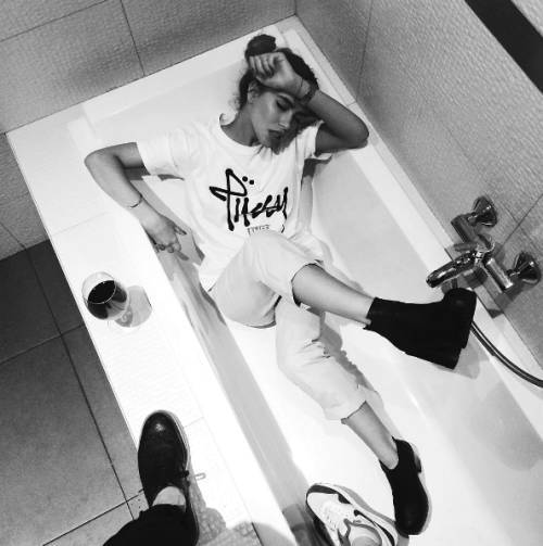 买不起太贵的潮牌,最难买的supreme