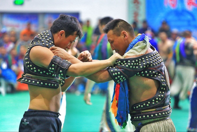 蒙古最精彩的竞技比赛,蒙古国搏克竞技