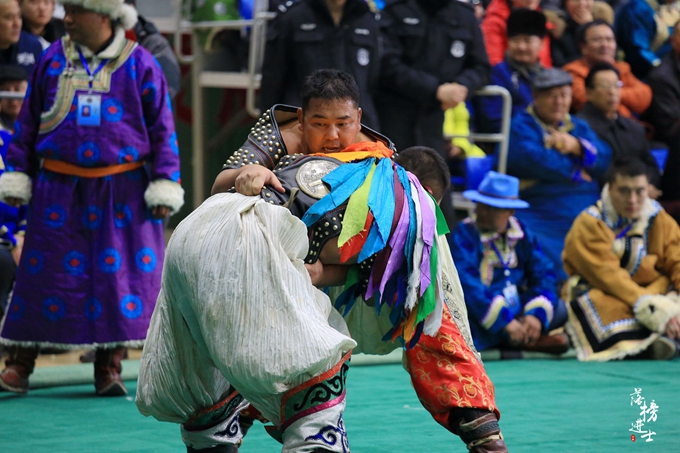 蒙古最精彩的竞技比赛,蒙古国搏克竞技