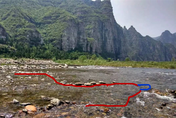 山里抓鱼,小溪抓鱼方法大全