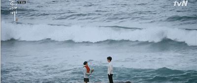 看完鬼片觉得每个人都可疑,看完鬼怪什么都看不下去了怎么办