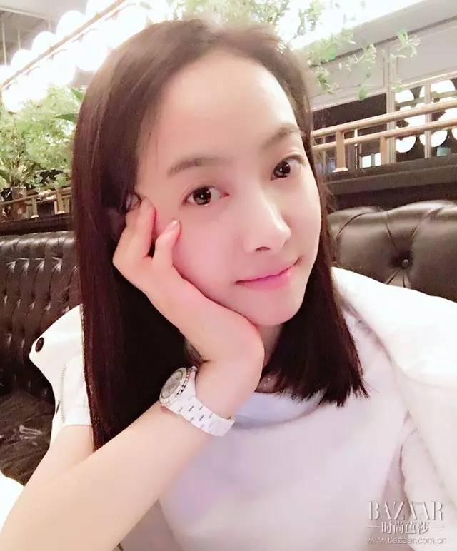 脑门大发际线高的留什么发型女,脑门太大适合什么发型女