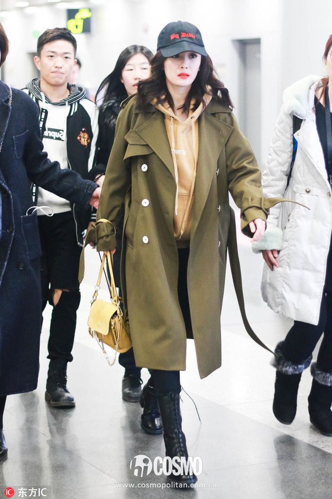 我对你大衣内搭有个建议，不知当讲不当讲