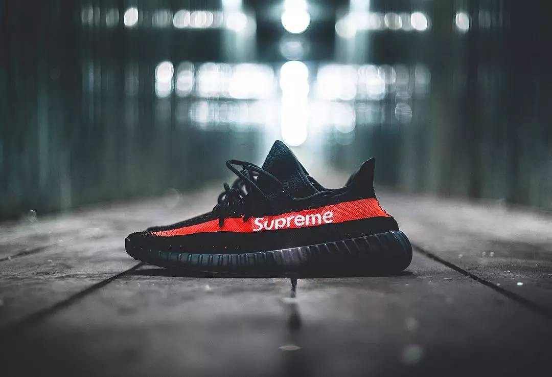 看完这双SupremeXYeezy350联名!Nike都害怕了!