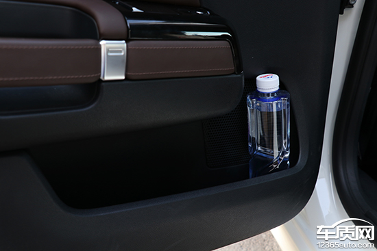 试驾新一代雪铁龙c6,2017年雪铁龙c6旗舰测评