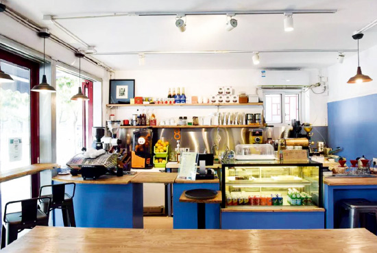 藏身咖啡厅避霾无需远行