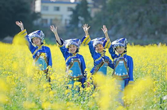 过年不想去人太多地方玩,过年不想呆在家里面