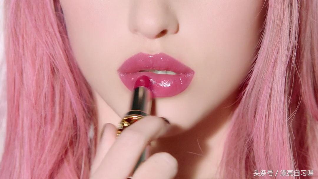 ysl圣罗兰丝缎光彩唇膏最火的颜色 (2017年ysl圣罗兰银管夹心唇膏)