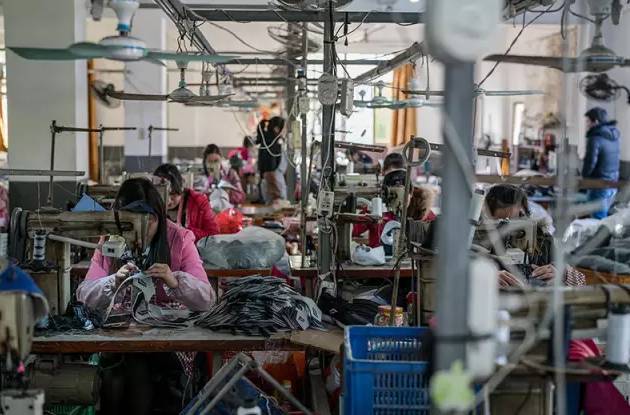 美国海关查获5亿美元假包,美国莆田假鞋事件