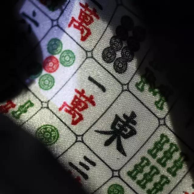 adidas麻将三叶草,adidas打一地名