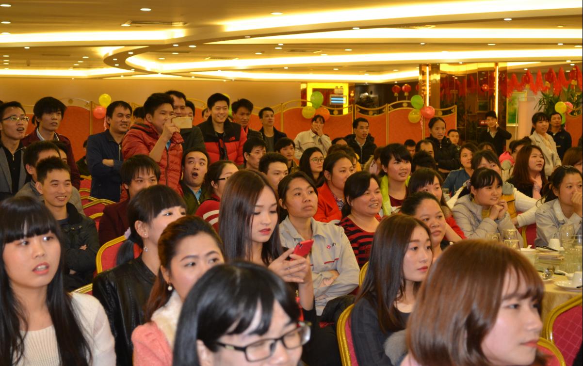 iphone7奖优秀员工不豪,42张图看爱唯2017年会