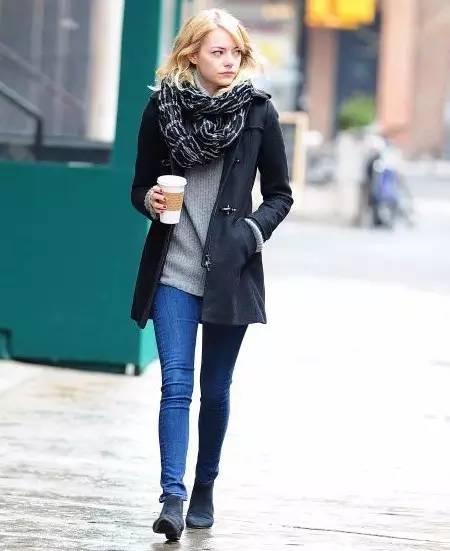 你和女主角之间只差一套韩系大衣,鬼怪同款牛角扣连帽大衣穿搭