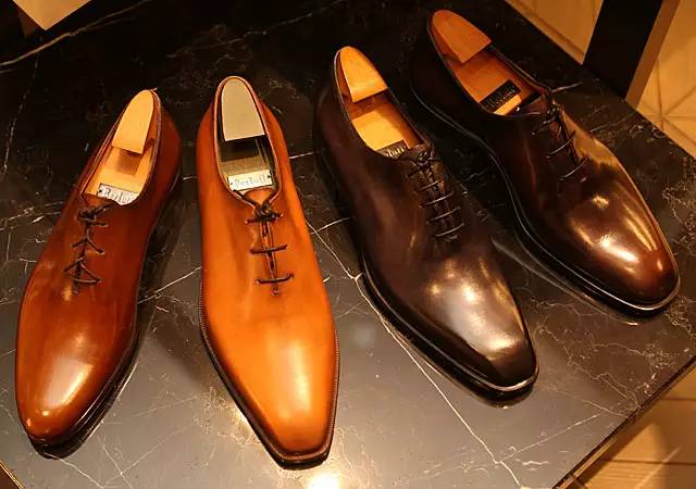 「WST干货」想要了解一个金融男生的品味,看看他穿的鞋子