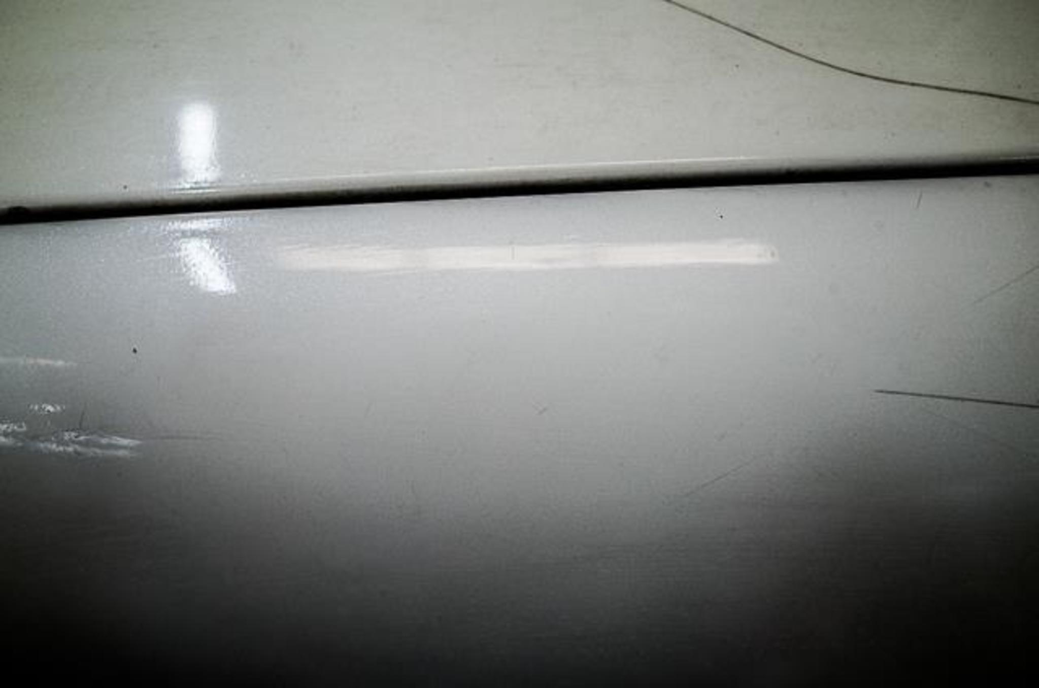 车划痕快速修复方法,车划痕自己修复小妙招