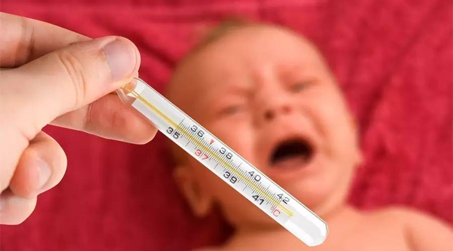 宝宝睡着的时候咳了两声正常吗,经常睡着后会突然咳嗽咳醒咋回事