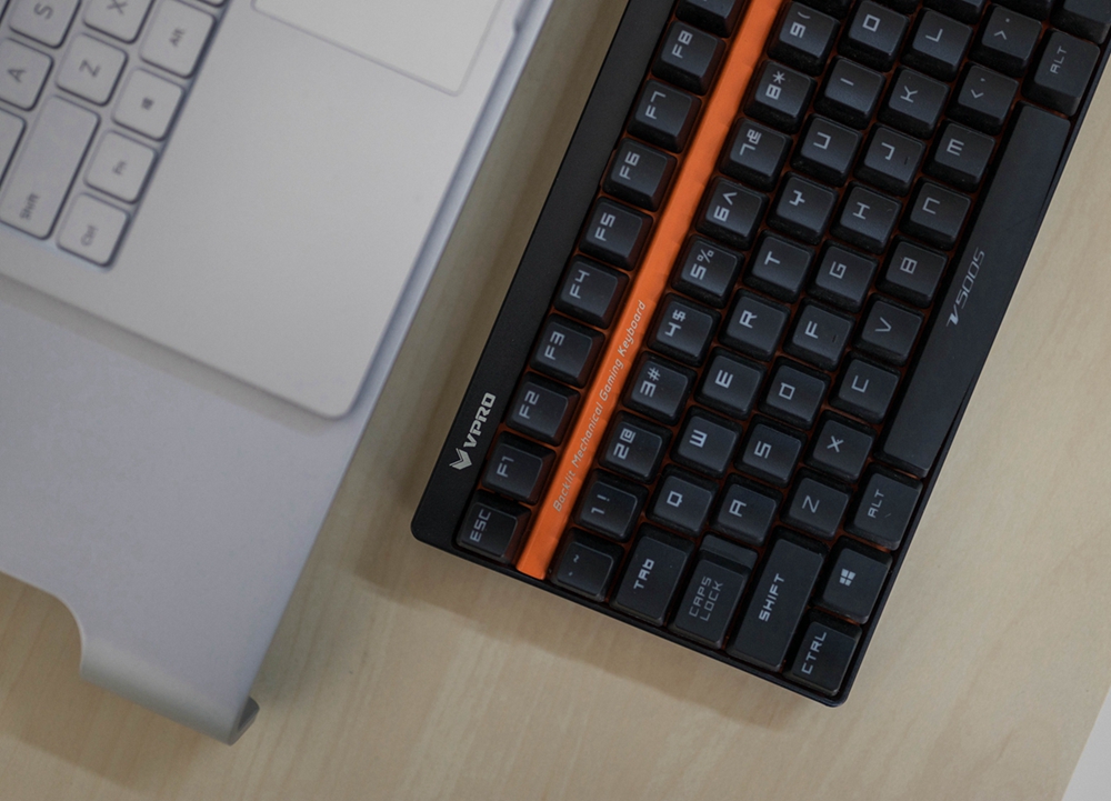 雷柏机械键盘v500l评测,雷柏v500游戏机械键盘