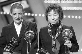 当年赛场上的铿锵玫瑰,2003年铿锵玫瑰