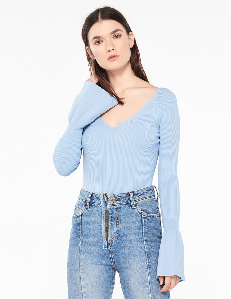 现在流行的爆款梅子,梅子新款上新开春搭配