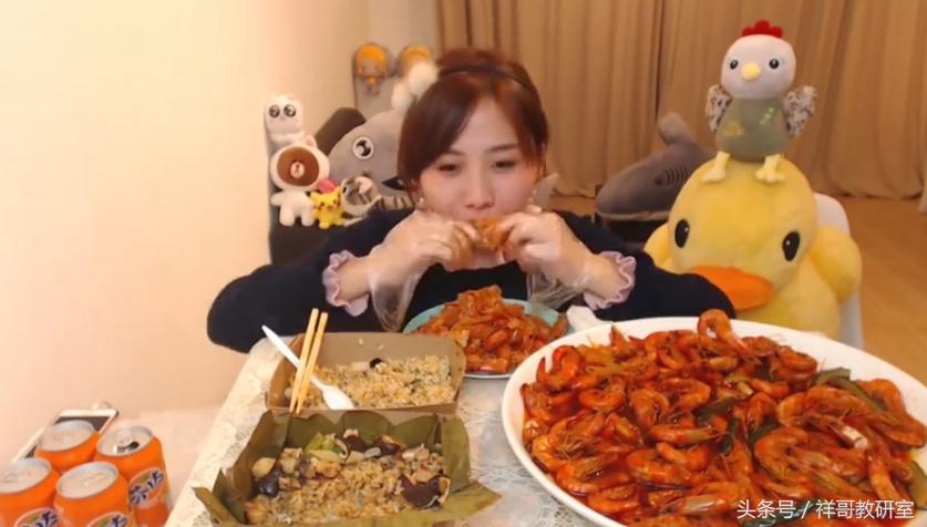 吃货密子君早期视频吃pizza,吃货网红密子君以前视频