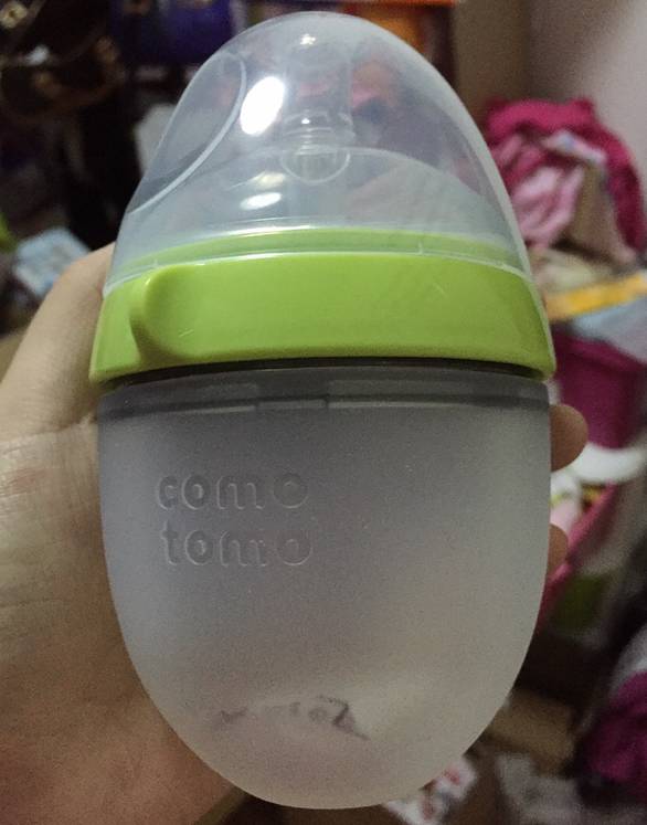 一岁宝宝用什么材质的奶瓶安全 (160毫升的奶瓶买什么材质好)