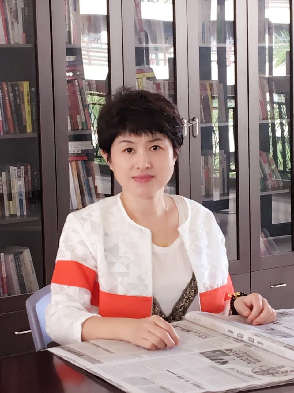 聚焦两会政协委员谈报告,聚焦两会区人大代表热议工作报告