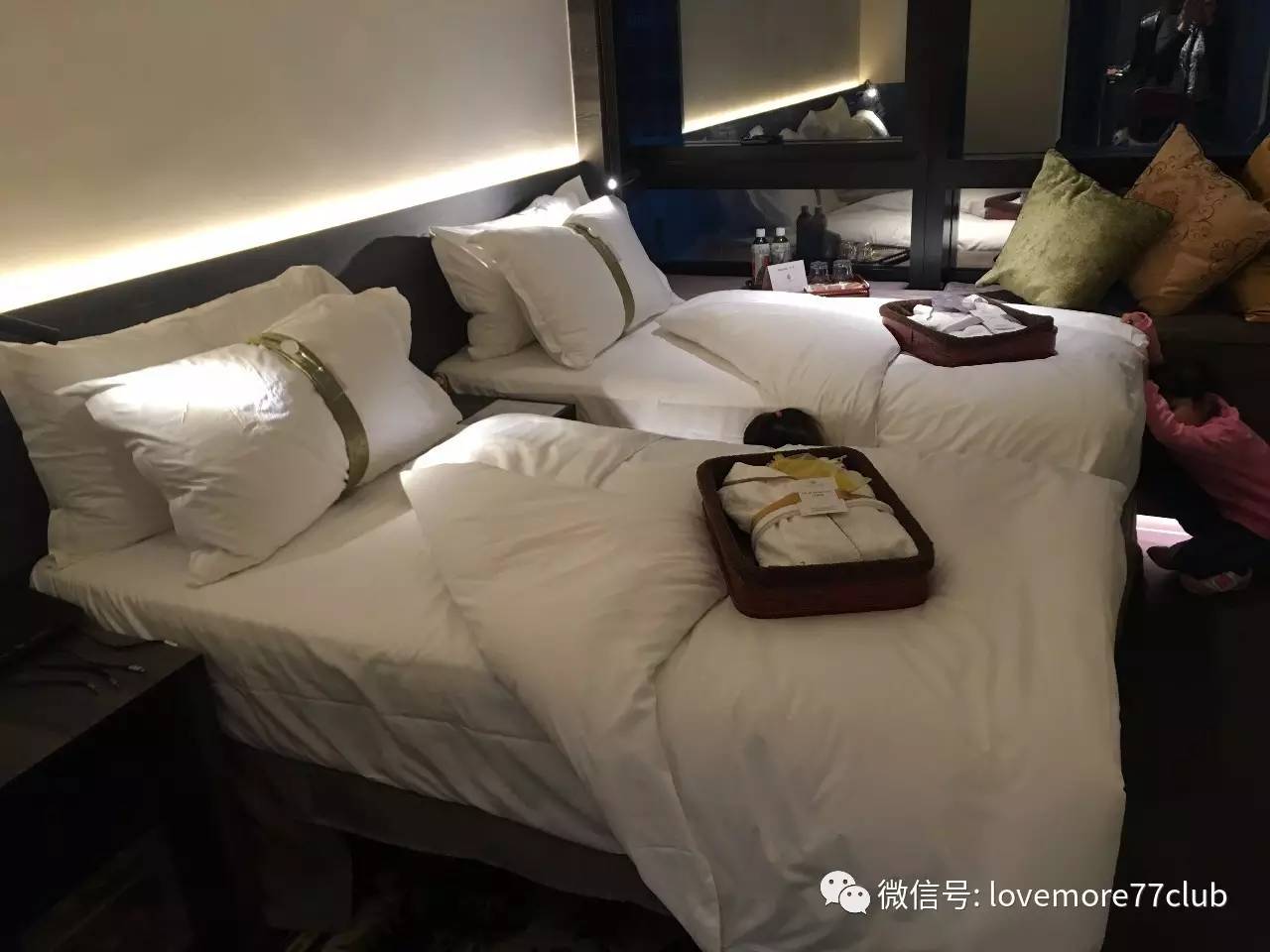 去香港住哪里比较方便吃的比较多,去香港住在哪个地区性价比高