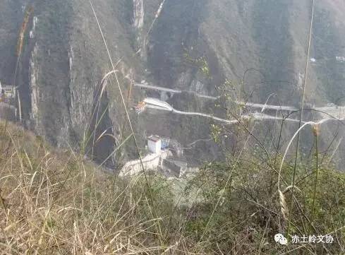 王志成「汉上泛舟」写给鸡头关