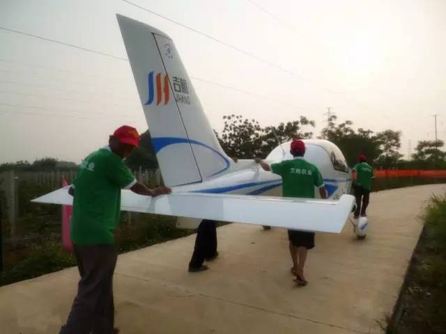 这是一条拯救南宁人春节聚会的微信