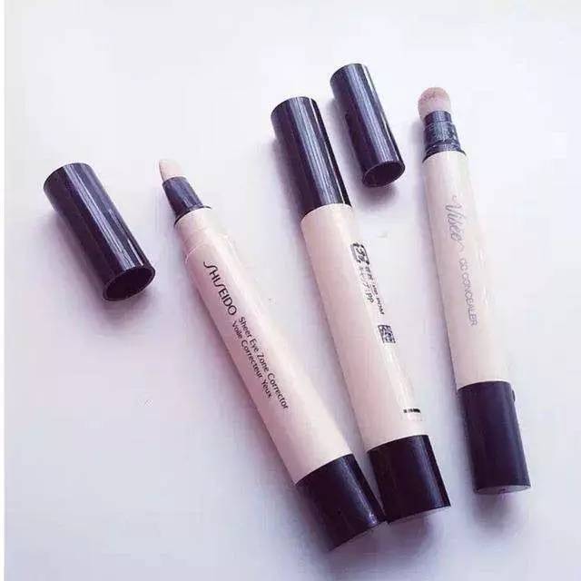 斩男红唇妆搭配,又纯又好看的斩男妆容