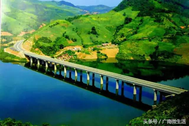 文山，你美得如此任性，你让大理丽江情何以堪？